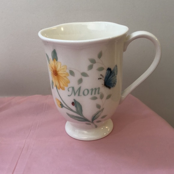 Lenox coffee cup “Mom”